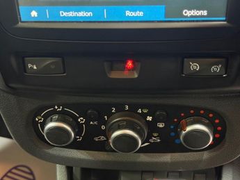 DACIA DUSTER 1.5 dCi Laureate SUV 5dr Diesel EDC Euro 6 (s/s) (110 ps)