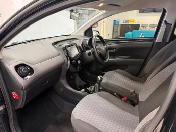 PEUGEOT 108 1.0 Allure Hatchback 5dr Petrol Manual Euro 6 (s/s) (72 ps)