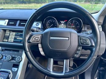 LAND ROVER RANGE ROVER EVOQUE 2.2 SD4 Pure Tech SUV 5dr Diesel Auto 4WD Euro 5 (s/s) (190 ps)