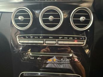 MERCEDES-BENZ C CLASS 2.1 C220d AMG Line (Premium) Saloon 4dr Diesel 7G-Tronic+ Euro 6