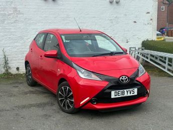Toyota AYGO 1.0 VVT-i x-play Hatchback 5dr Petrol Manual Euro 6 (68 ps)
