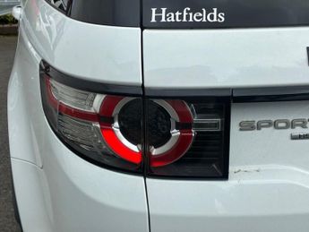 LAND ROVER DISCOVERY SPORT 2.0 TD4 HSE Black SUV 5dr Diesel Auto 4WD Euro 6 (s/s) (180 ps)