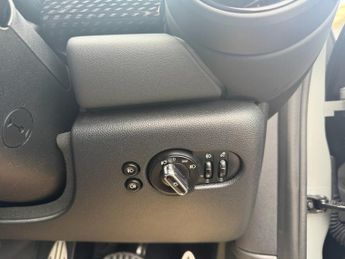 MINI HATCH 2.0 Cooper S Sport Hatchback 3dr Petrol Steptronic Euro 6 (s/s) 