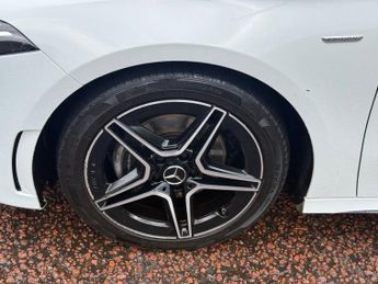 MERCEDES-BENZ A CLASS 1.3 A200 AMG Line Edition (Executive) Hatchback 5dr Petrol 7G-DC