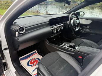 MERCEDES-BENZ A CLASS 1.3 A200 AMG Line Edition (Executive) Hatchback 5dr Petrol 7G-DC