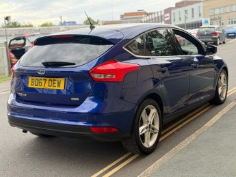 FORD FOCUS 1.0T EcoBoost Titanium Hatchback 5dr Petrol Manual Euro 6 (s/s) 