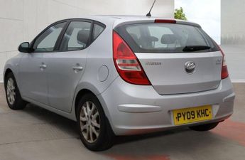 HYUNDAI I30 1.4 ES Hatchback 5dr Petrol Manual Euro 4 (108 bhp)