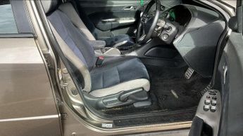 HONDA CIVIC 1.8 i-VTEC ES Hatchback 5dr Petrol Manual (152 g/km, 138 bhp)