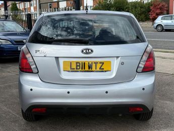 KIA RIO 1.4 2 IPD Hatchback 5dr Petrol Automatic (165 g/km, 95 bhp)