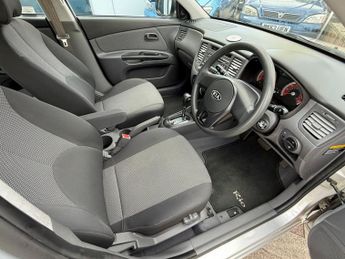 KIA RIO 1.4 2 IPD Hatchback 5dr Petrol Automatic (165 g/km, 95 bhp)