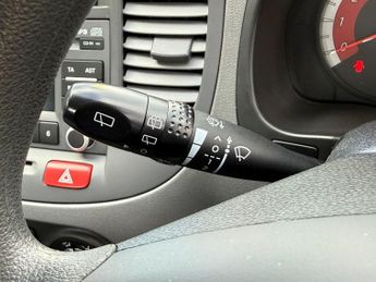 KIA RIO 1.4 2 IPD Hatchback 5dr Petrol Automatic (165 g/km, 95 bhp)