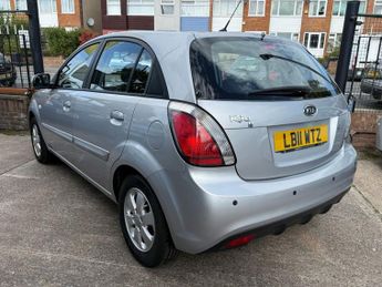 KIA RIO 1.4 2 IPD Hatchback 5dr Petrol Automatic (165 g/km, 95 bhp)