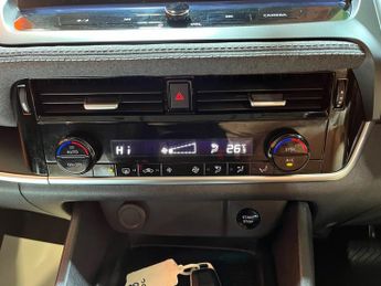 NISSAN QASHQAI 1.5 h e-POWER Acenta Premium SUV 5dr Petrol Hybrid Auto Euro 6 (