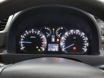 TOYOTA ALPHARD 2.4