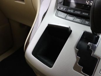 TOYOTA ALPHARD 2.4