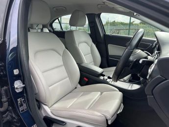 MERCEDES-BENZ A CLASS 1.6 A180 SE Hatchback 5dr Petrol 7G-DCT Euro 6 (s/s) (122 ps)