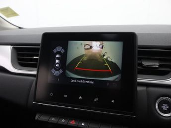 RENAULT CAPTUR 1.6 E-TECH 9.8kWh techno SUV 5dr Petrol Plug-in Hybrid Auto Euro