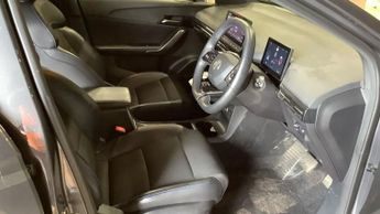 MG MG 4 64kWh Trophy Long Range Hatchback 5dr Electric Auto (203 ps)