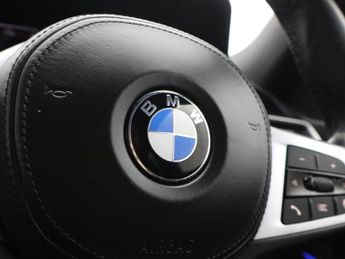BMW 3 SERIES 2.0 318d MHT M Sport Saloon 4dr Diesel Hybrid Auto Euro 6 (s/s) 