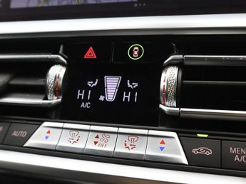 BMW 3 SERIES 2.0 318d MHT M Sport Saloon 4dr Diesel Hybrid Auto Euro 6 (s/s) 
