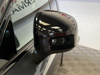 VOLVO XC90 2.0 B5 MHEV R-Design SUV 5dr Diesel Hybrid Auto 4WD Euro 6 (s/s)