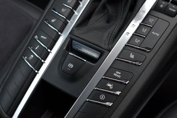 PORSCHE MACAN 3.0 V6 S 5 DOOR PDK 4WD 339 BHP (EURO 6)