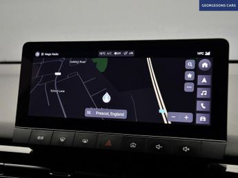 MG MG 4 64kWh Trophy Long Range Hatchback 5dr Electric Auto (203 ps)