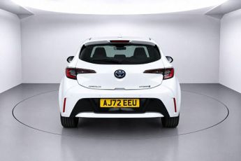 TOYOTA COROLLA 1.8 VVT-h GPF Icon Tech Hatchback 5dr Petrol Hybrid CVT Euro 6 (