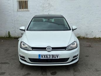 VOLKSWAGEN GOLF 2.0 TDI BlueMotion Tech GT Hatchback 5dr Diesel DSG Euro 5 (s/s)