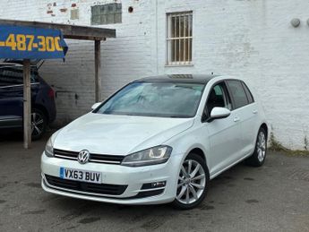 VOLKSWAGEN GOLF 2.0 TDI BlueMotion Tech GT Hatchback 5dr Diesel DSG Euro 5 (s/s)