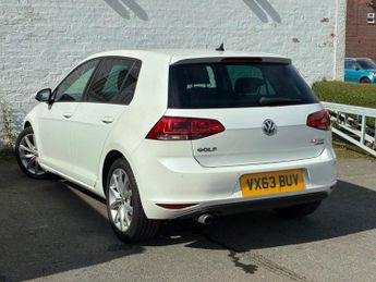 VOLKSWAGEN GOLF 2.0 TDI BlueMotion Tech GT Hatchback 5dr Diesel DSG Euro 5 (s/s)