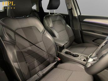 RENAULT ARKANA 1.6 E-TECH techno SUV 5dr Petrol Hybrid Auto 2WD Euro 6 (s/s) (1