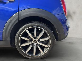 MINI HATCH 1.5 Cooper Exclusive Hatchback 5dr Petrol Steptronic Euro 6 (s/s
