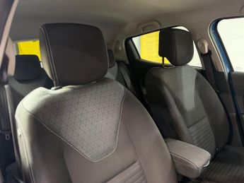 RENAULT CLIO 1.5 dCi Dynamique S MediaNav Hatchback 5dr Diesel Manual Euro 5 