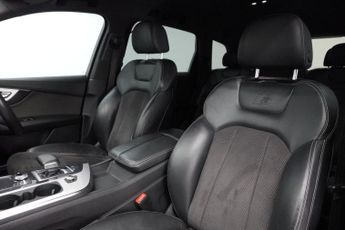 AUDI Q7 3.0 TDI V6 S line SUV 5dr Diesel Tiptronic quattro Euro 6 (s/s) 