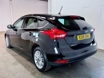 FORD FOCUS 1.0T EcoBoost Zetec Edition Hatchback 5dr Petrol Auto Euro 6 (s/