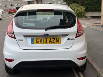FORD FIESTA 1.0T EcoBoost Zetec Hatchback 5dr Petrol Manual Euro 5 (s/s) (10