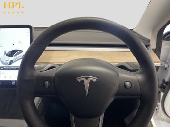 TESLA Model 3 Standard Range Plus Saloon 4dr Electric Auto RWD (241 bhp)