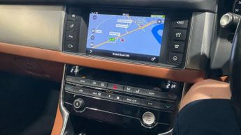 JAGUAR XF 2.0d Portfolio Saloon 4dr Diesel Auto Euro 6 | 2 KEYS | REAR VIE