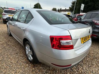 SKODA OCTAVIA 1.5 TSI GPF ACT SE Hatchback 5dr Petrol Manual Euro 6 (s/s) (150