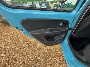 VOLKSWAGEN UP! 1.0 Move up! Hatchback 5dr Petrol Manual Euro 6 (60 ps)