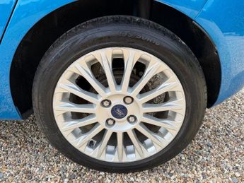 FORD FIESTA 1.0T EcoBoost Titanium Hatchback 5dr Petrol Manual Euro 6 (s/s) 