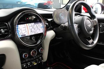 MINI Electric Hatch Cooper SE 32.6kWh Level 3 Hatchback 3dr Electric Auto (184 ps)