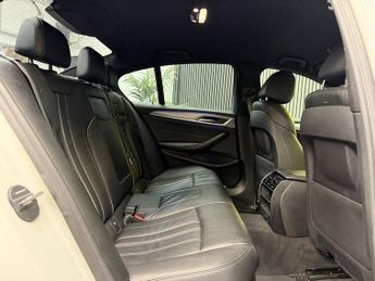 BMW 5 SERIES 2.0 520d M Sport Saloon 4dr Diesel Auto Euro 6 (s/s) (190 ps)