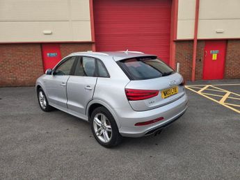 AUDI Q3 2.0 TDI S line SUV 5dr Diesel S Tronic quattro Euro 5 (s/s) (177