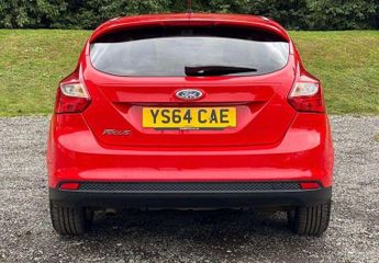 FORD FOCUS 1.6 TDCi Zetec Hatchback 5dr Diesel Manual Euro 5 (s/s) (115 ps)