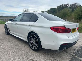 BMW 5 SERIES 2.0 520d M Sport Saloon 4dr Diesel Auto Euro 6 (s/s) (190 ps)