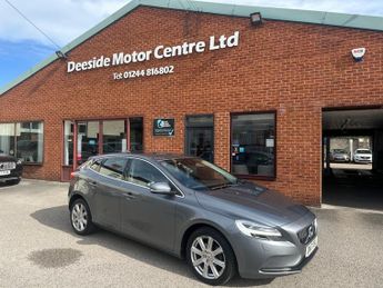 Volvo V40 2.0 D2 Inscription Hatchback 5dr Diesel Manual Euro 6 (s/s) (120
