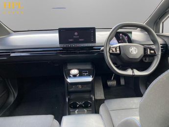MG MG4 64kWh SE Long Range Hatchback 5dr Electric Auto (203 ps)