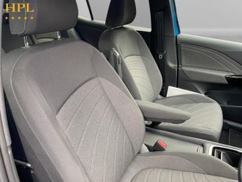 VOLKSWAGEN ID.3 Pure 52kWh Match Hatchback 5dr Electric Auto (170 ps)